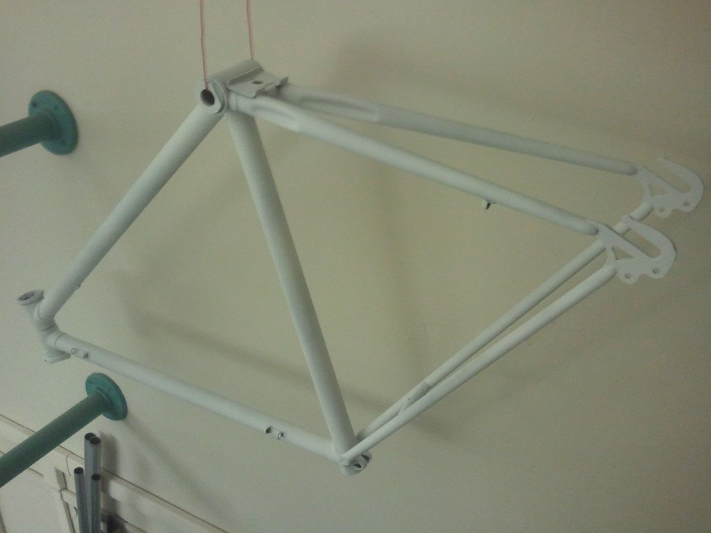 Primer layer on frame